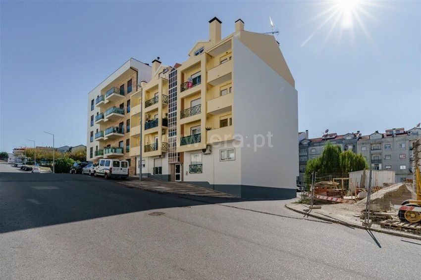 Imagem Vistas de duplex em Fundão - Valverde - Donas - Aldeia de Joanes - Aldeia Nova do Cabo