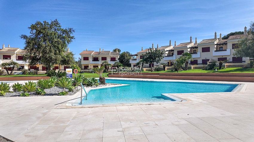 Imagem Piscina de apartamento t2 em Vila Sol - Morgadinho