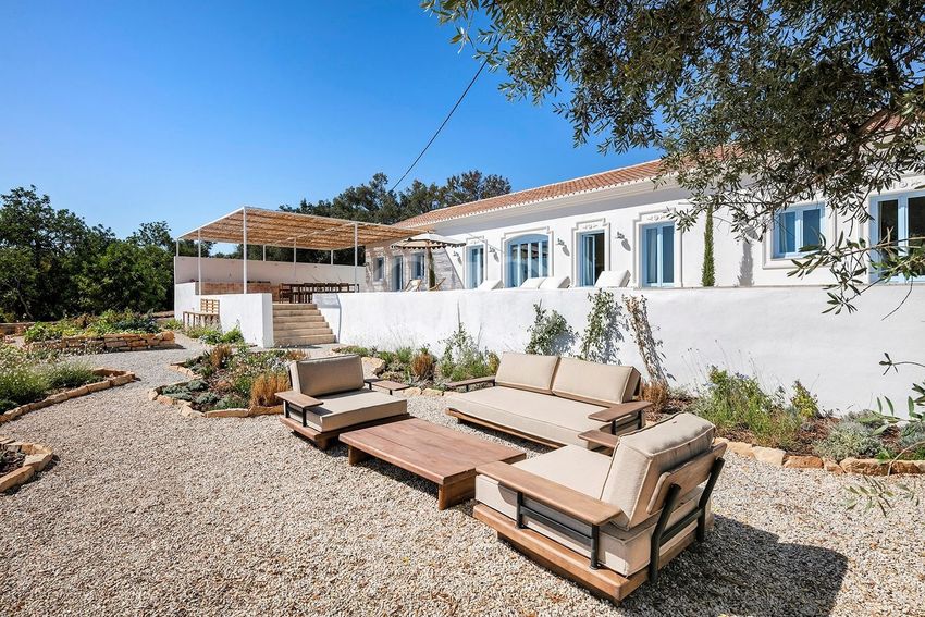 Imagem Fachada de  casa ou moradia em Santa Bárbara de Nexe