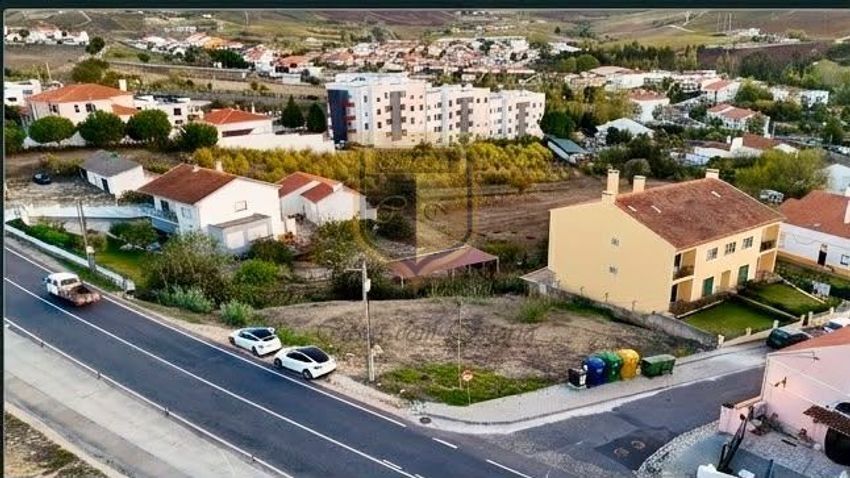 Imagem de terreno em Rua Cruz de Barro, 2