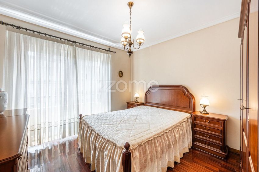 Imagem Quarto de apartamento t2 em Rua do Rosário n 212