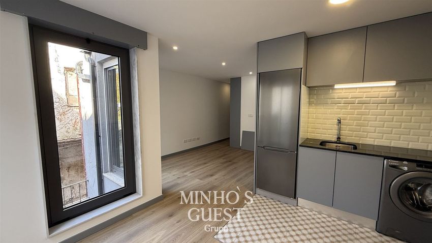 Imagem Elevadores de apartamento t1 em Rua de São Bentinho, 16