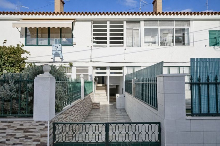 Imagem Vistas de apartamento t2 em Rua Doutor Zeca Afonso