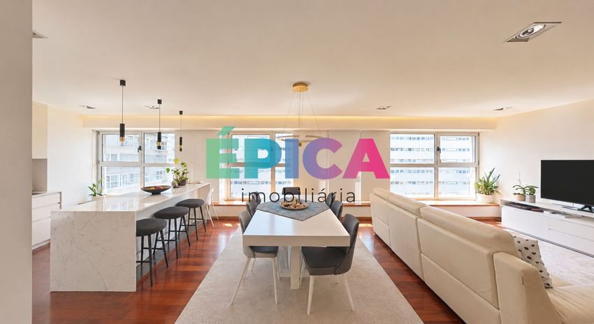 Imagem Sala de estar de apartamento t3 em Avenida Nuno Krus Abecassis, 32
