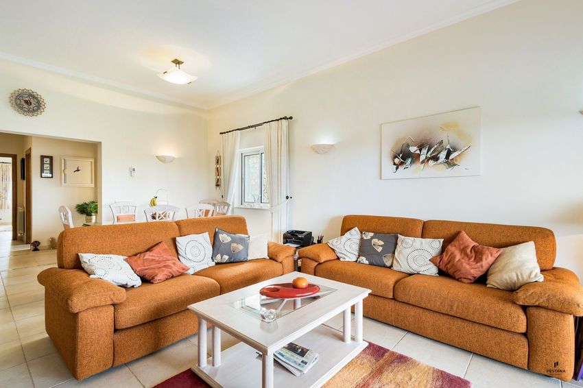Imagem Sala de estar de apartamento t2 em Gramacho - Vale da Pinta