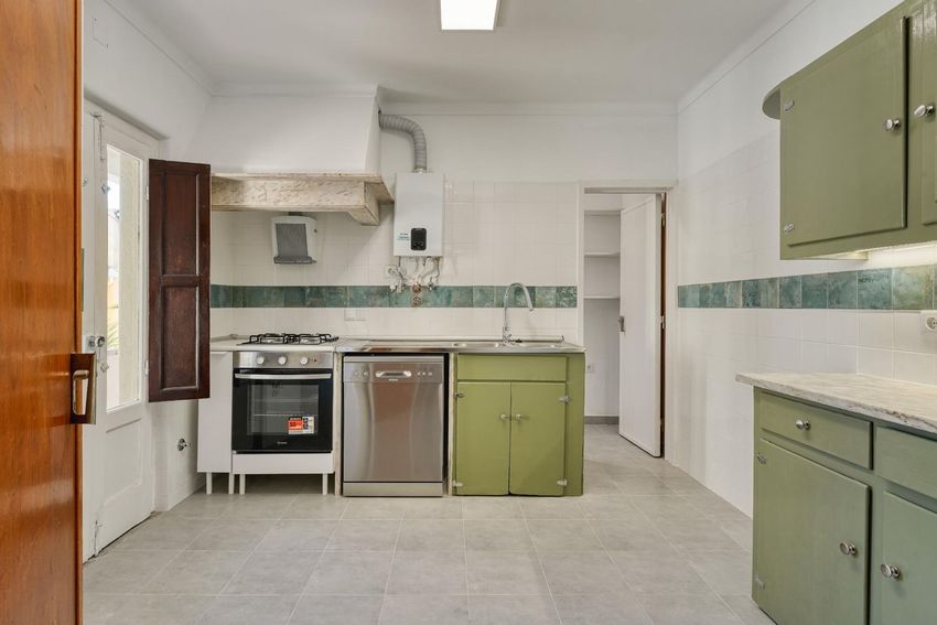 Imagem Cozinha de apartamento t2 em Rua Carlos Anjos