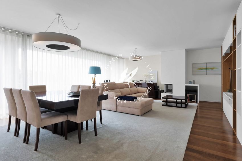 Imagem Sala de jantar de apartamento t4 em Rua do Agro de Moinhos s/n