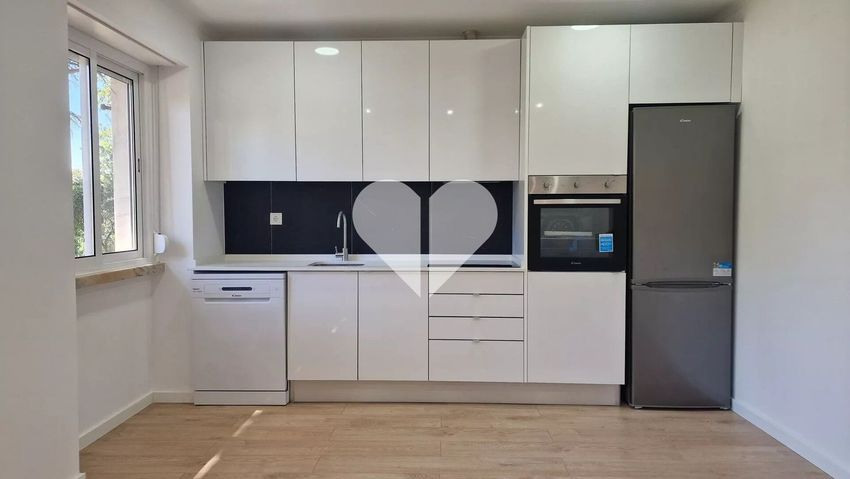 Imagem Cozinha de apartamento t1 em Reboleira