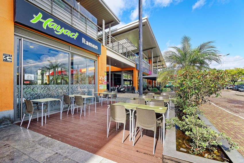 Imagem Fachada de espaço comercial em Passeio do Parque da Cidade