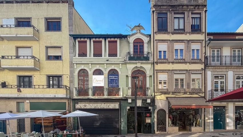 Imagem Vistas de prédio residencial em Batalha - Poveiros