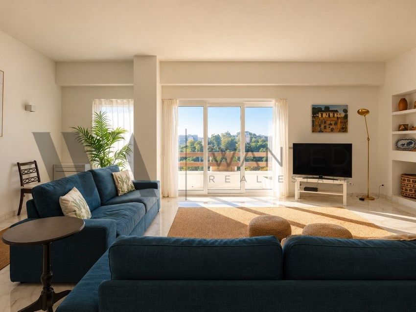 Imagem Sala de estar de apartamento t4 em Laranjeiras