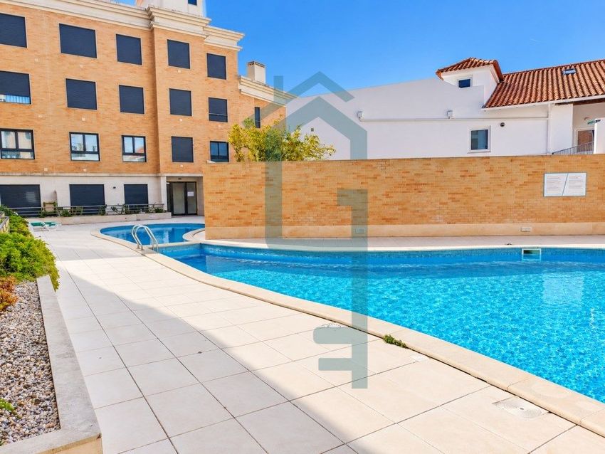 Imagem Piscina de apartamento t1 em São Martinho do Porto