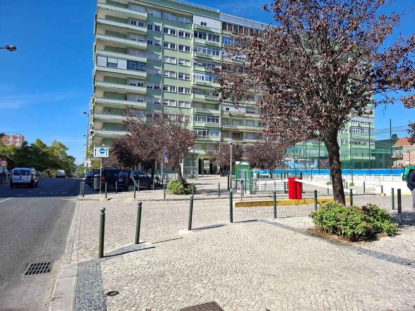 Imagem Entrada / saída de garagem em Avenida dos Estados Unidos da América, 110