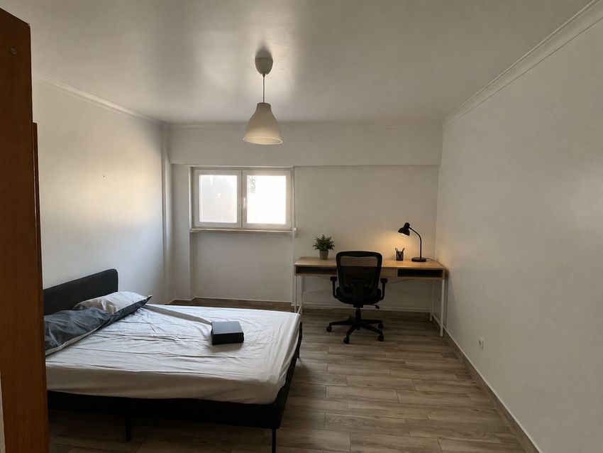 Imagem Quarto de quarto em Avenida Dom Dinis, 87