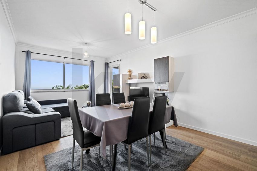 Imagem Sala de estar de apartamento t3 em Caniço