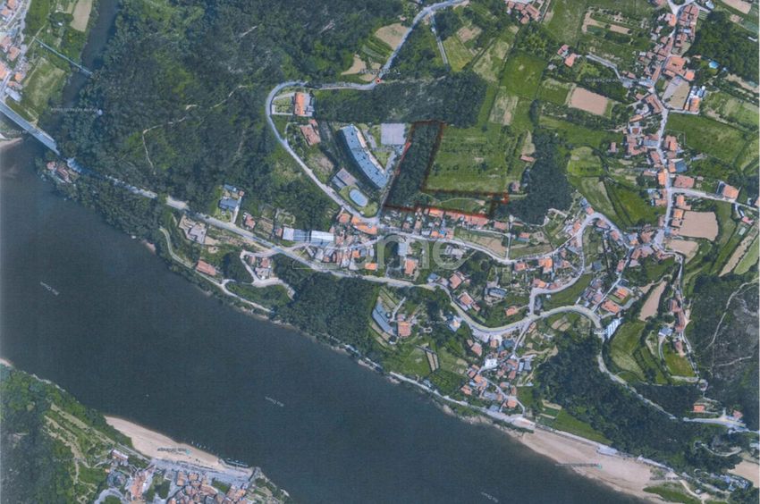 Зображення земельна ділянка, Rua Douro à Vista