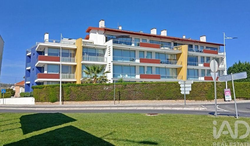 Imagem Fachada de apartamento t2 em São Martinho do Porto