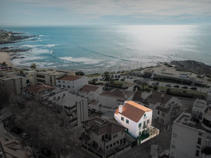 Imagem Vistas de  moradia independente em São Pedro do Estoril