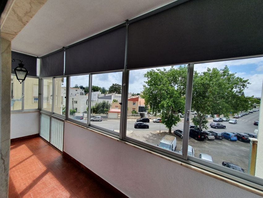 Imagem Varanda de apartamento t3 em Avenida Dom José i, 34