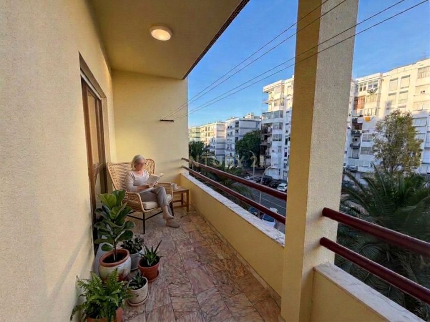 Imagem Terraço de apartamento t1 em Avenida Doutor António Rodrigues Manito, 111 a
