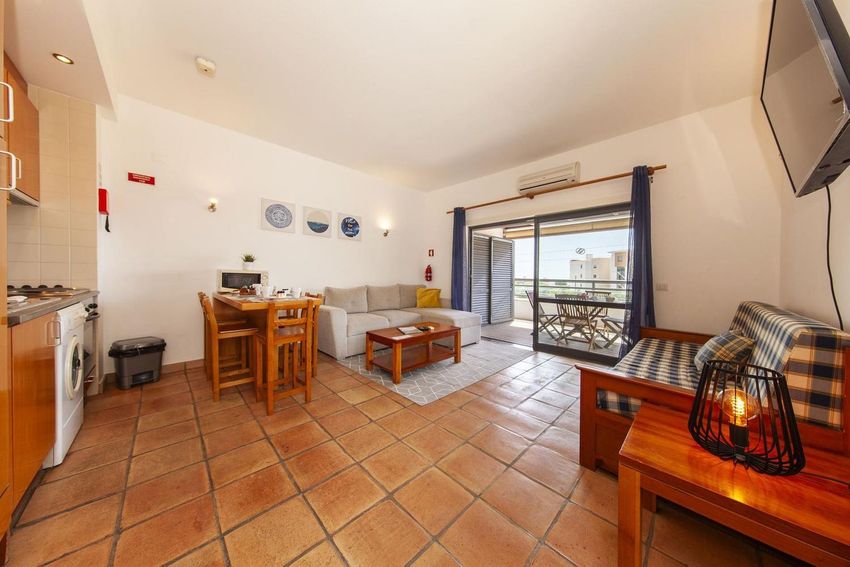 Imagem Sala de estar de apartamento t1 em Quinta Do Landeiro