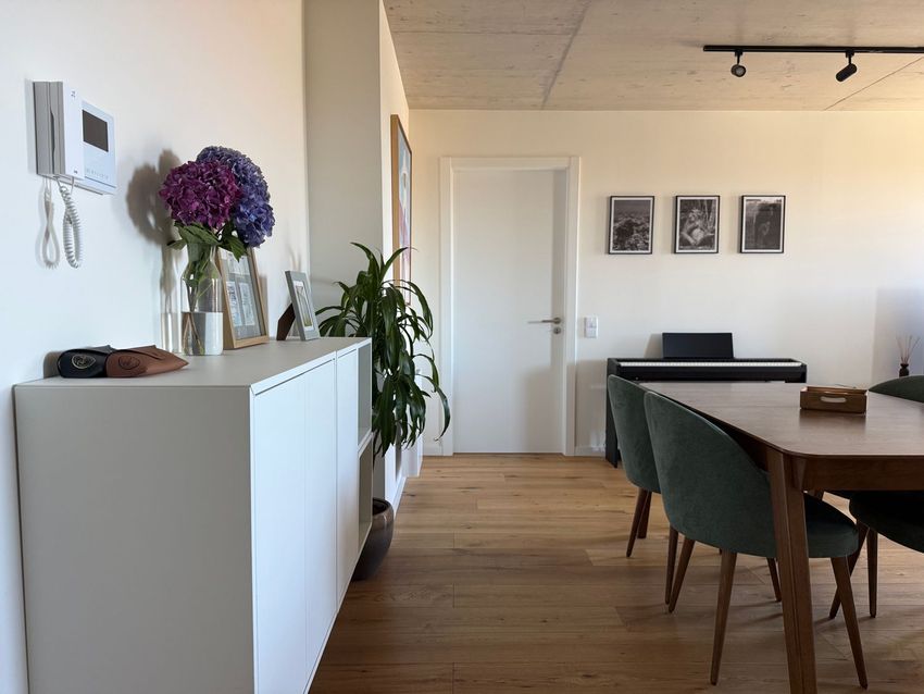 Imagem Sala de estar de apartamento t2 em Rua Emídio Gomes da Silva, 33