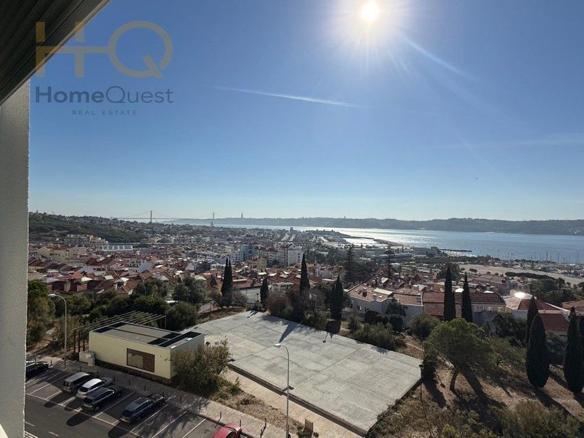 Imagem Vistas de apartamento t1 em Rua Doutor Mário Charrua