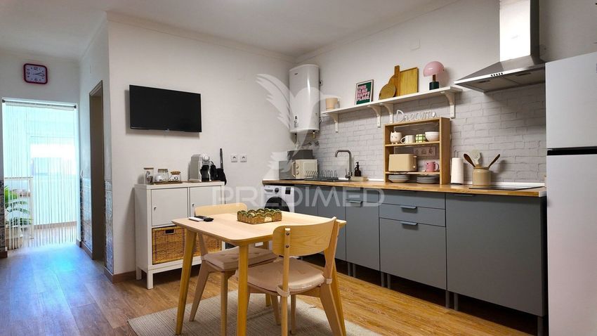 Imagem Cozinha de  casa ou moradia em Entradas