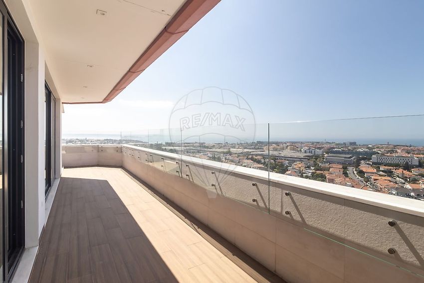 Imagem Terraço de apartamento t5 em Nova Oeiras - Quinta das Palmeiras