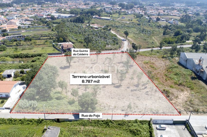 Imagem Vistas de terreno em Rua Fojo