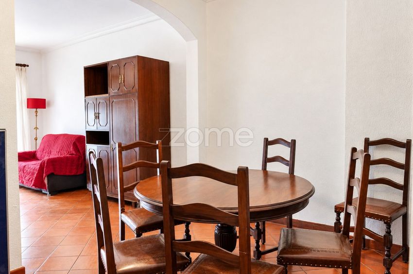 Imagem Sala de estar de apartamento t2 em Rua de São Dinis, 741