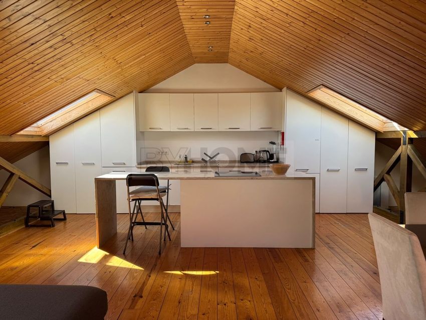 Imagem Cozinha de apartamento t2 em Rua Bartolomeu Dias s/n