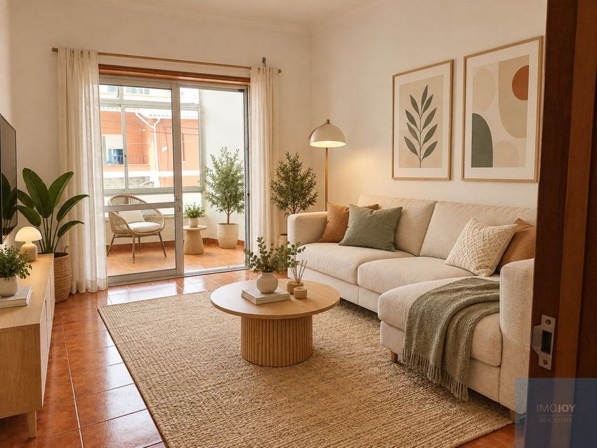 Imagem Sala de estar de apartamento t3 em Rua Fontaínhas, 446