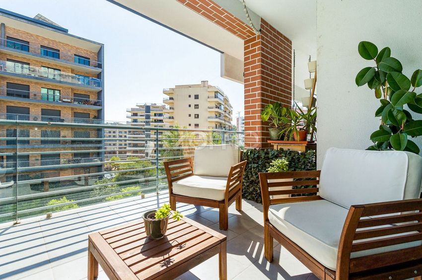 Зображення Ганок, квартира t3, Avenida Reinaldo dos Santos, 22