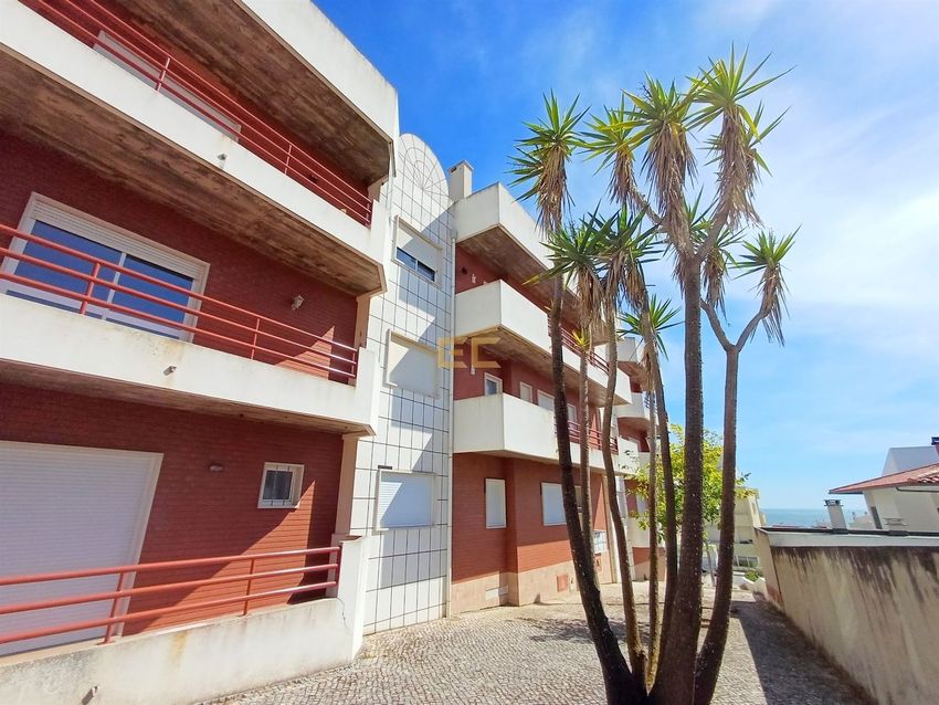 Imagem Vistas de apartamento t3 em Monte Alto - Senhora da Encarnação - Fonte Nova