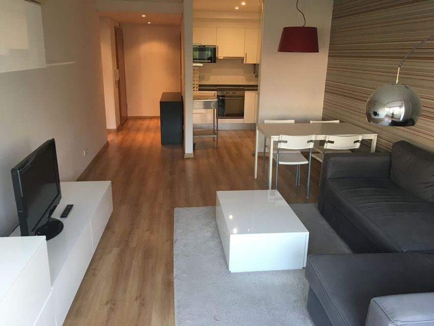 Imagem Sala de estar de apartamento t1 em Avenida Conde de Valbom, 71