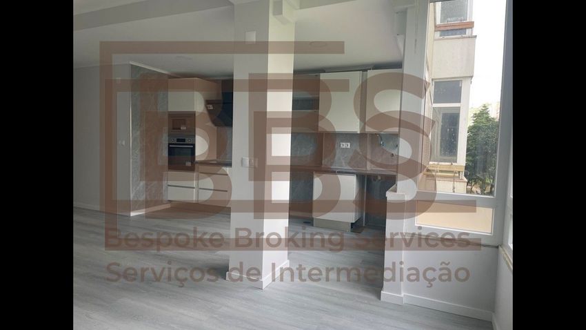 Imagem Sala de estar de apartamento t2 em Figueirinha - Augusto Castro