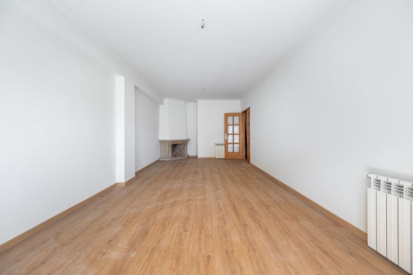 Imagem Divisão de apartamento t3 em Rua Francisco Mendes
