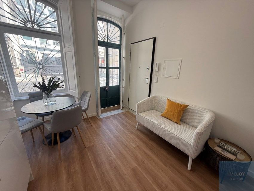 Imagem Sala de estar de apartamento t2 em Rua do Vale de Santo António, 21