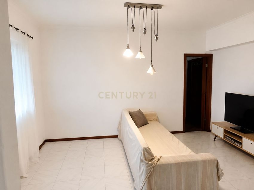 Imagem Quarto de apartamento t1 em Parque da Paz - Alfeite