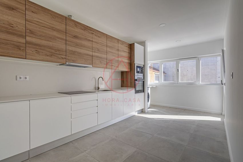 Imagem Cozinha de apartamento t3 em Alto do Seixalinho