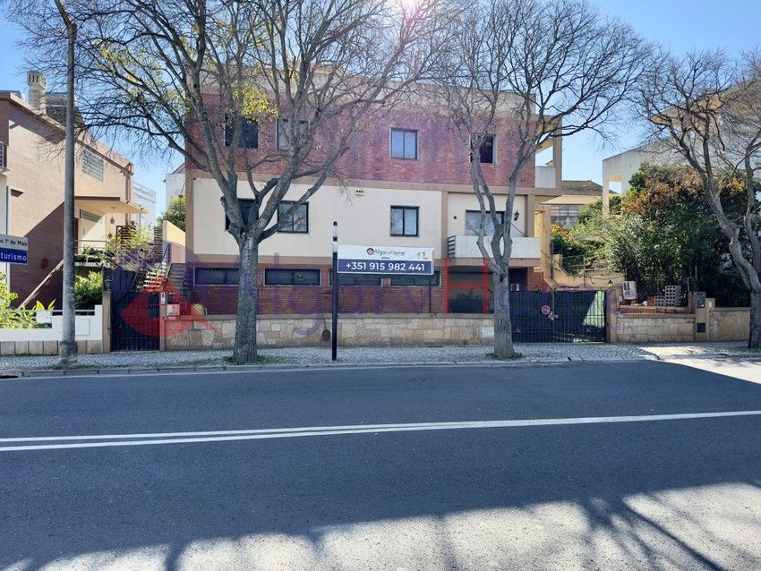 Зображення Фасад, будівля, Avenida Miguel Bombarda, 7