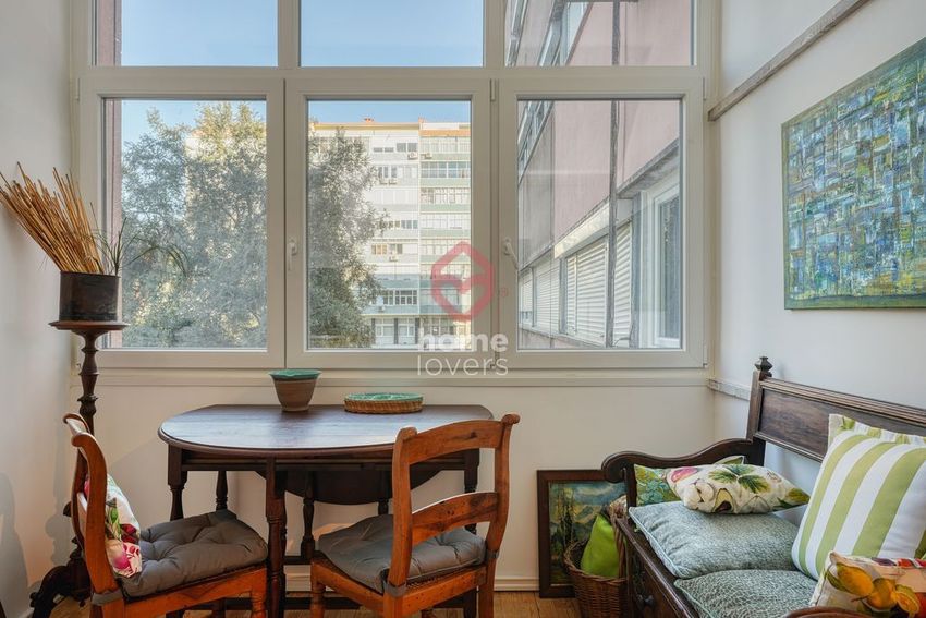 Imagem Sala de estar de apartamento t1 em Rua Possidónio da Silva