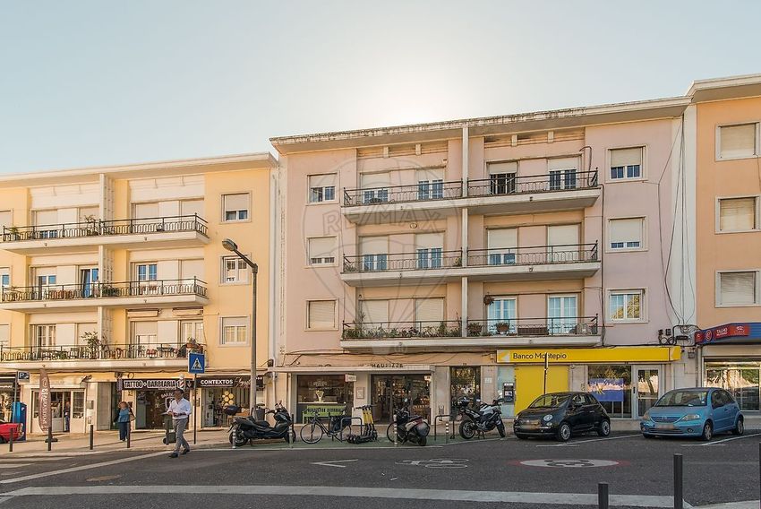 Imagem Vistas de apartamento t3 em Rua José Duro