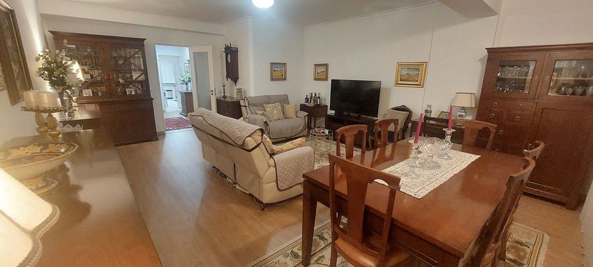 Imagem Sala de estar de apartamento t3 em Rua Augusto Costa, 6