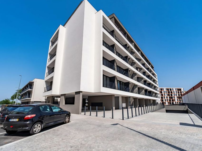 Imagem Vistas de apartamento t1 em Rua Henrique de Sousa Reis, 72