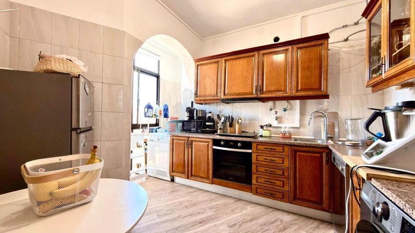 Imagem Cozinha de apartamento t3 em Centro do Feijó
