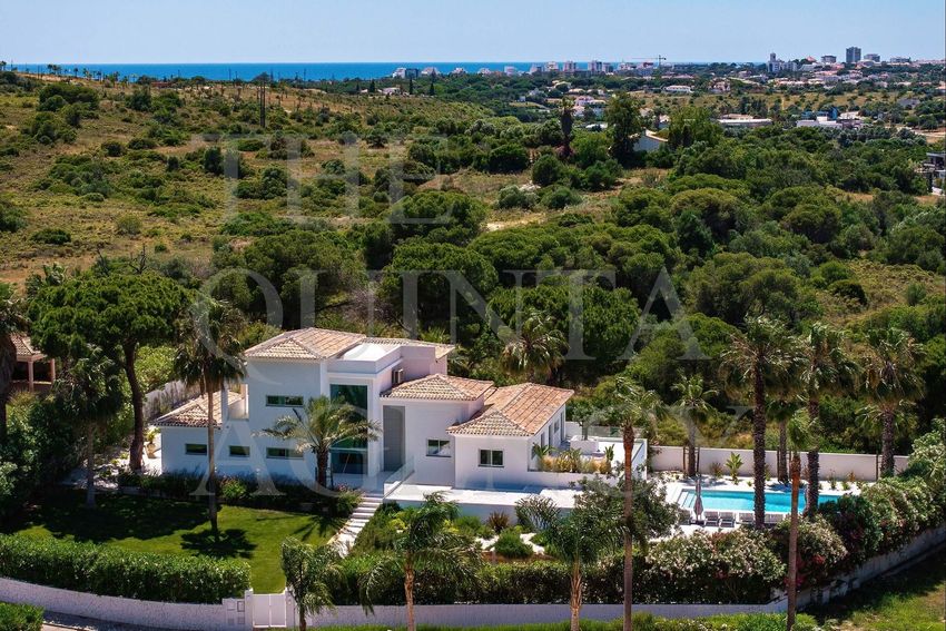 Imagem Fachada de  casa ou moradia em Vale do Lobo