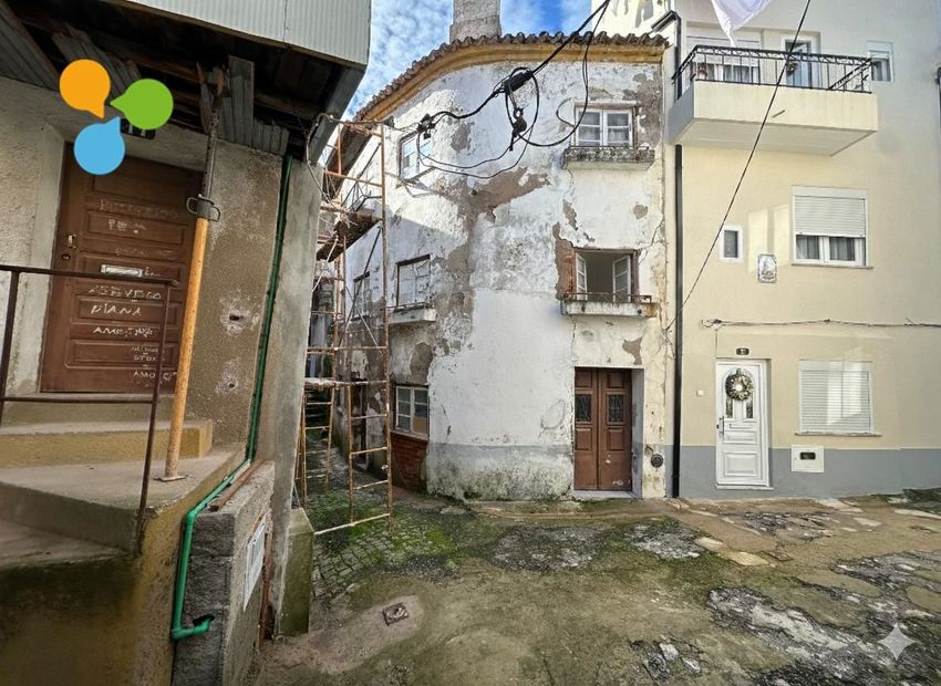 Зображення Фасад,  будинок на дві сім'ї, Tortosendo