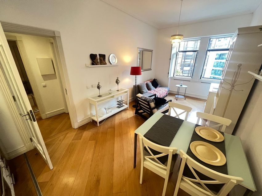 Imagem Sala de estar de apartamento t1 em Rua Viriato